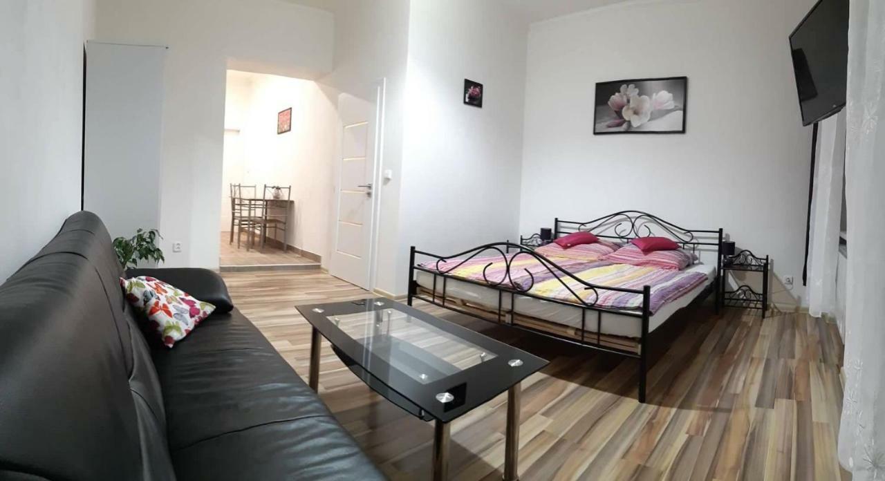 Apartment Krale Jiriho Карловы Вары Экстерьер фото